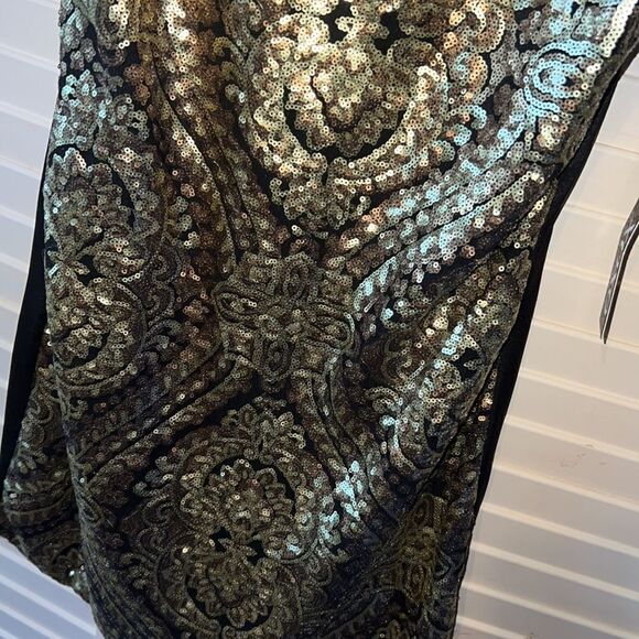 XOXO Gold sequin body con dress new with tags - Picture 3 of 7